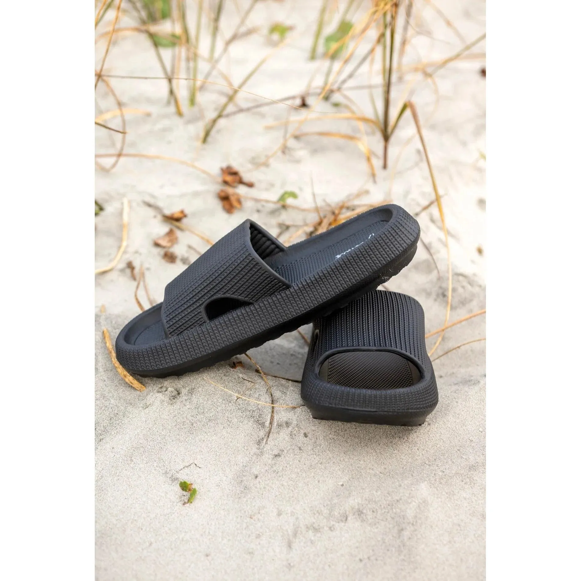 Insanely Comfy slide Sandals